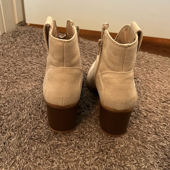 Western style booties BRAND NEW - Picture 3 of 6
